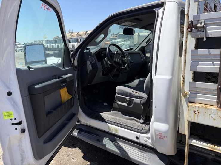 2016-ford-f250-image-15