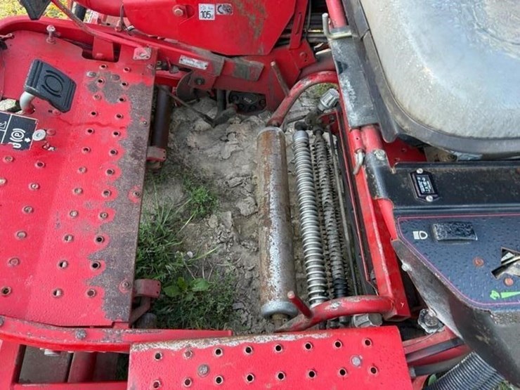 toro-greensmaster-3150-image-11