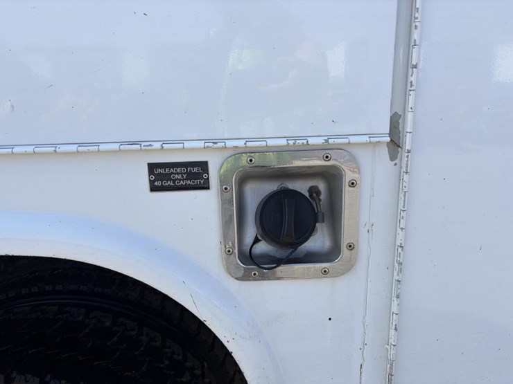 2012-ford-f450-image-7