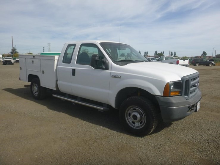 2006-ford-f250-image-2