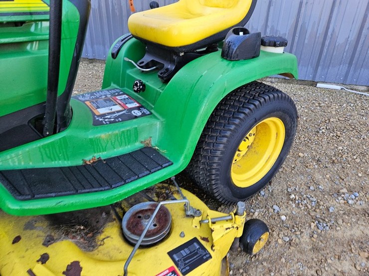 john-deere-245-image-15