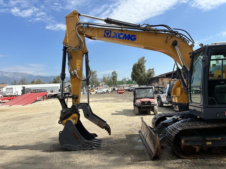 2023-xcmg-xe155ucr-hydraulic-excavator-image-5