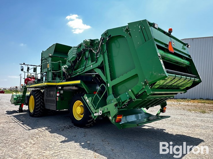 2016-john-deere-cs690-image-9