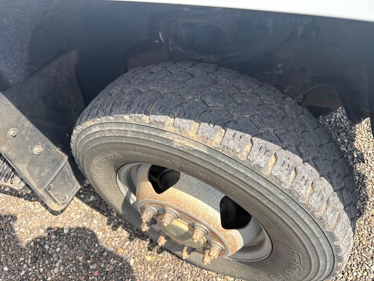 2018-chevrolet-silverado-3500hd-image-9