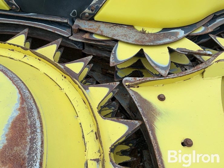2019-john-deere-770-image-16