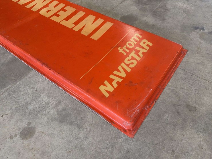 international-navistar-sign-image-6