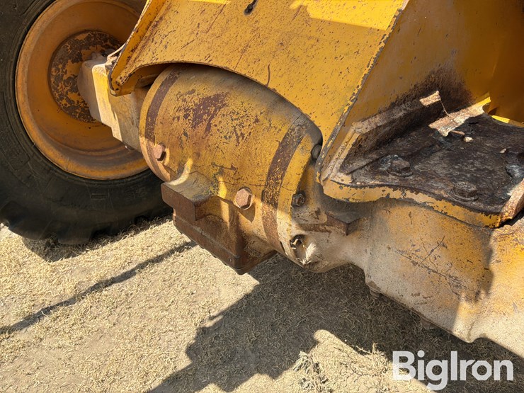 deere-544e-image-15