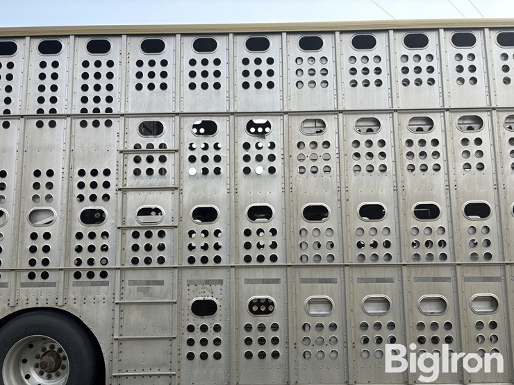 1994-merrit-48x102-t/a-livestock-trailer-image-20
