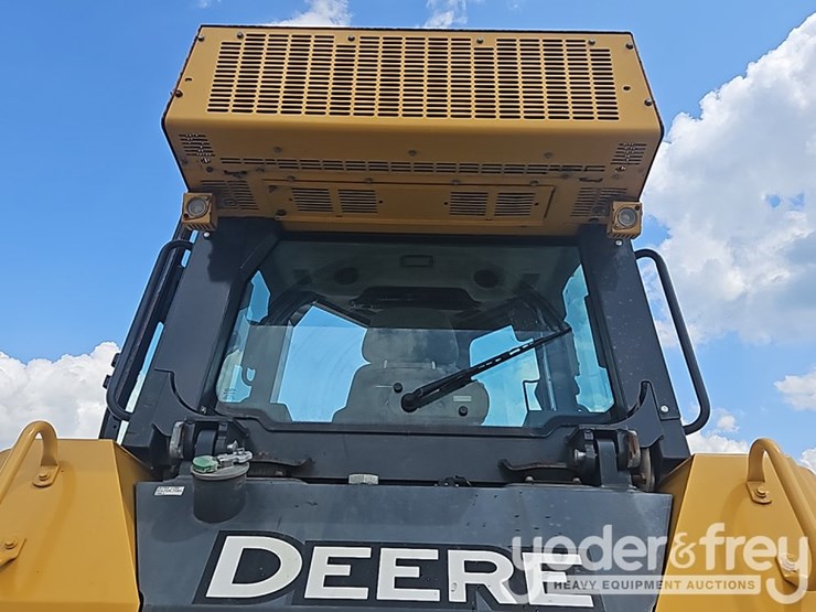 2013-deere-750k-lgp-image-28