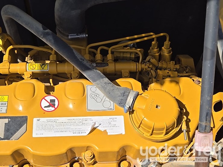 2019-caterpillar-336-image-65