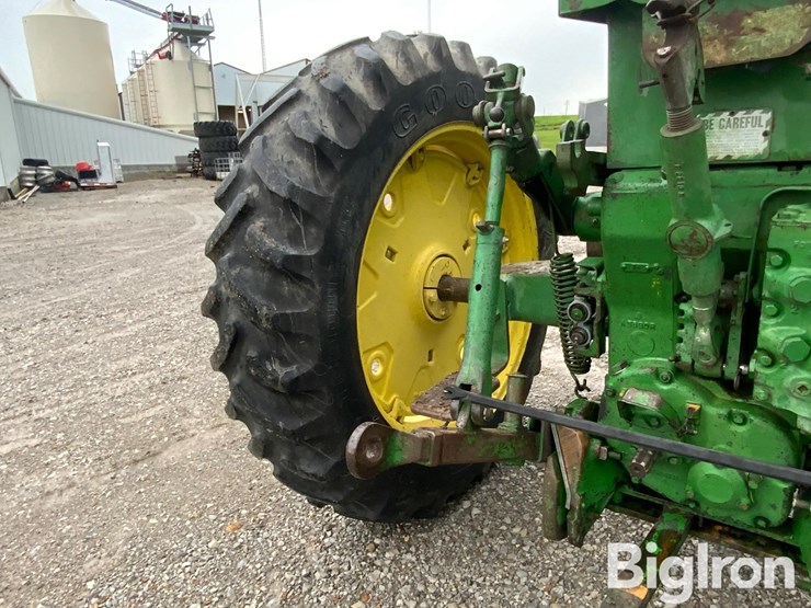 1958-john-deere-630-image-14
