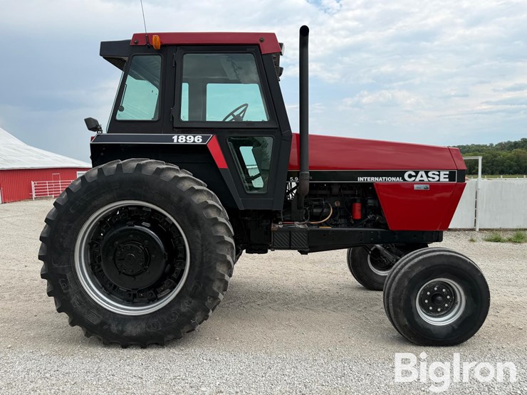 1989-case-ih-1896-image-4