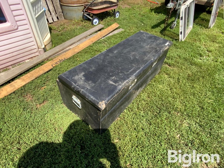 steel-46”x19”x24”-storage-box-image-3