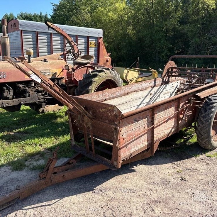 Ground Driven Manure Spreader