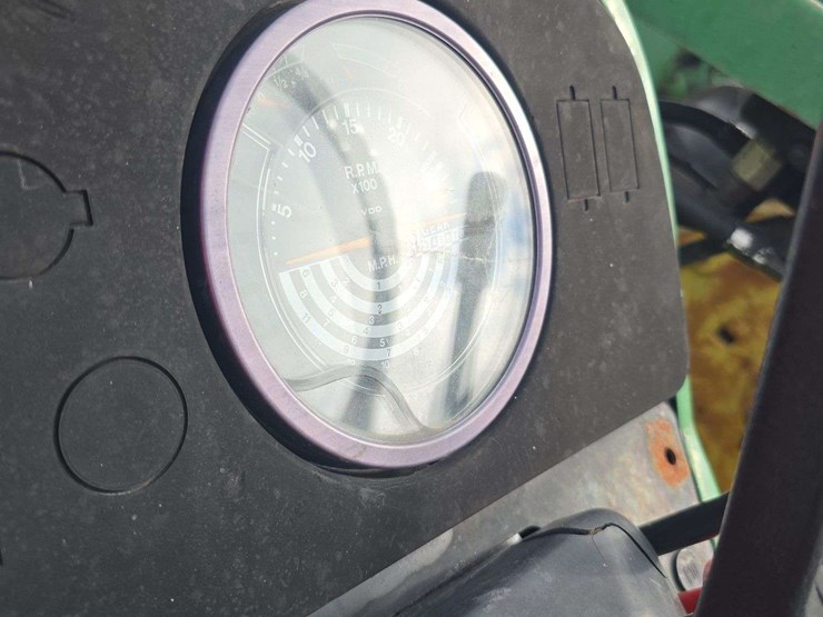 john-deere-2750-image-14