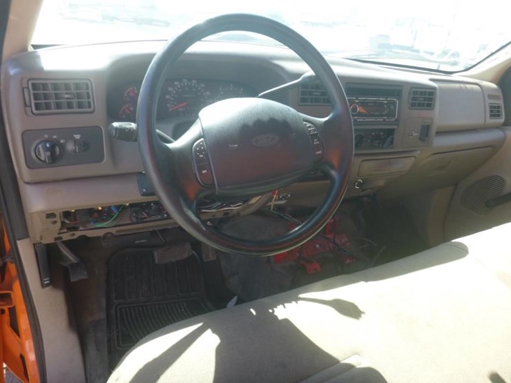 2000-ford-f450-image-17