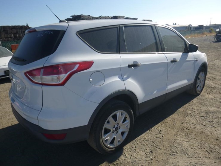 2014-ford-escape-image-3