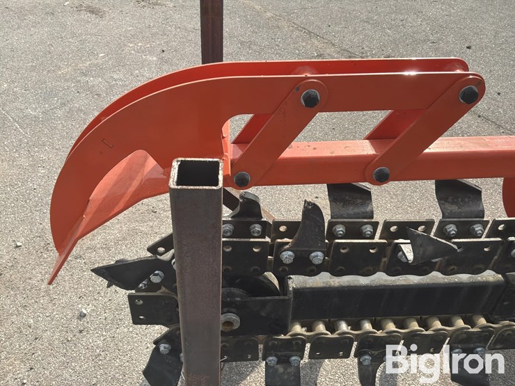 2026-massey-ferguson-730-image-10