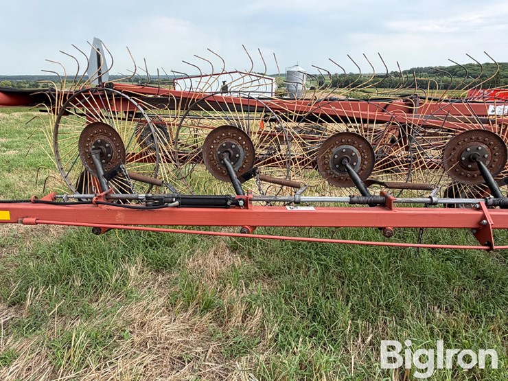 2009-massey-ferguson-3983-image-15