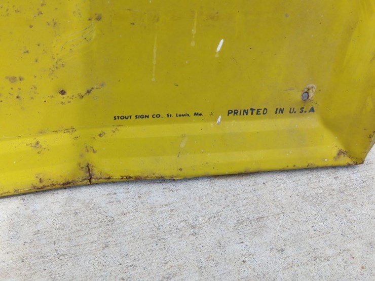alemite-embossed-tin-sign-image-2