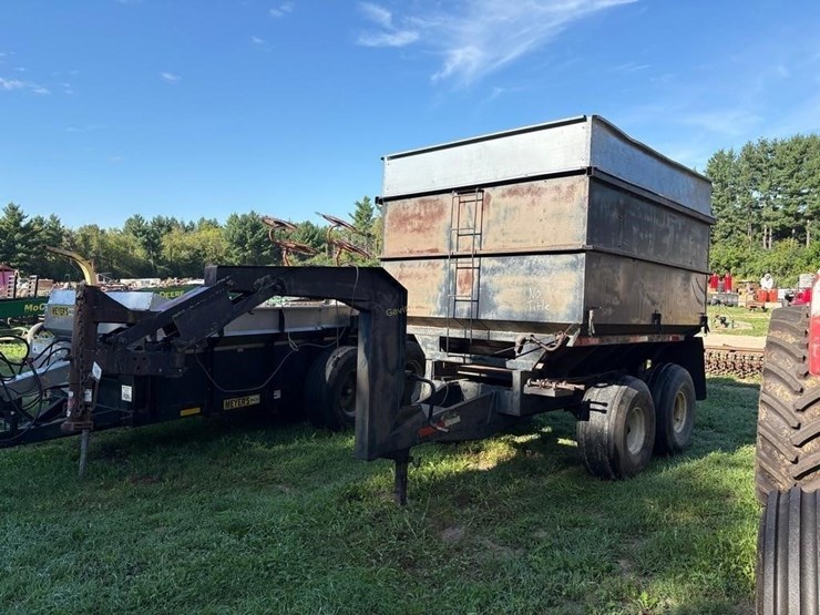 goose-neck-gravity-box-trailer-image-1