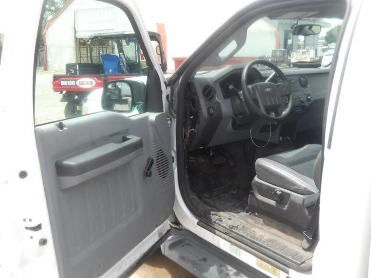 2013-ford-f250-image-15