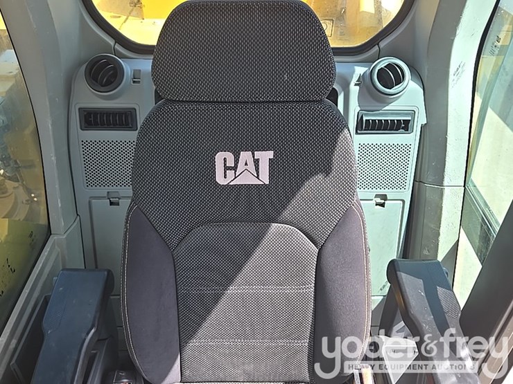 2019-caterpillar-336-image-74