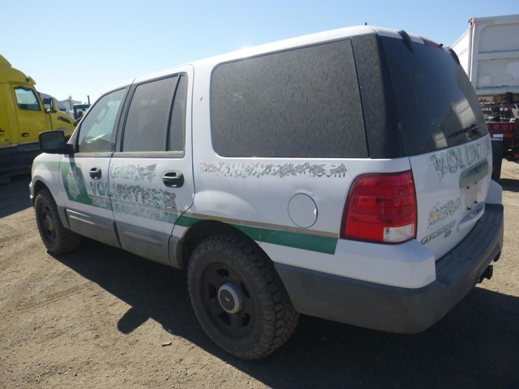 2005-ford-expedition-image-4