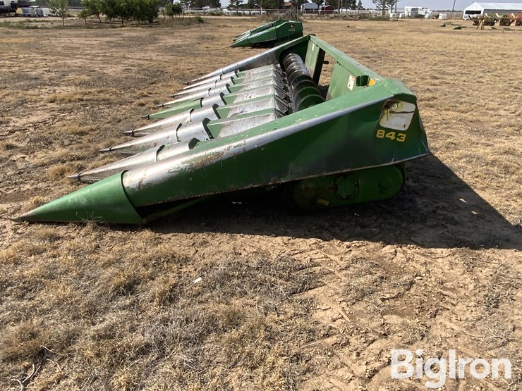 john-deere-843-image-8