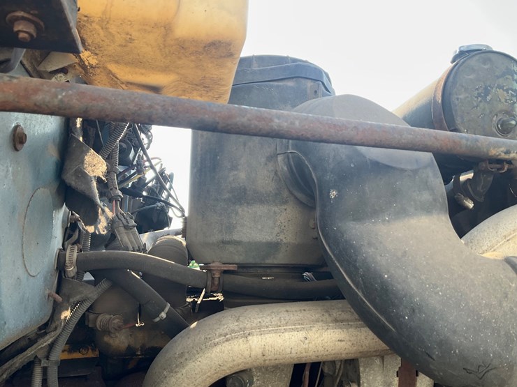 #1993-•-chevrolet-kodiak-single-axle-semi-tractor-image-65