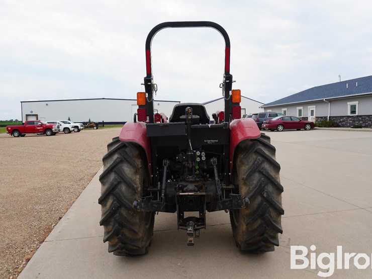 2019-case-ih-farmall-70a-image-6