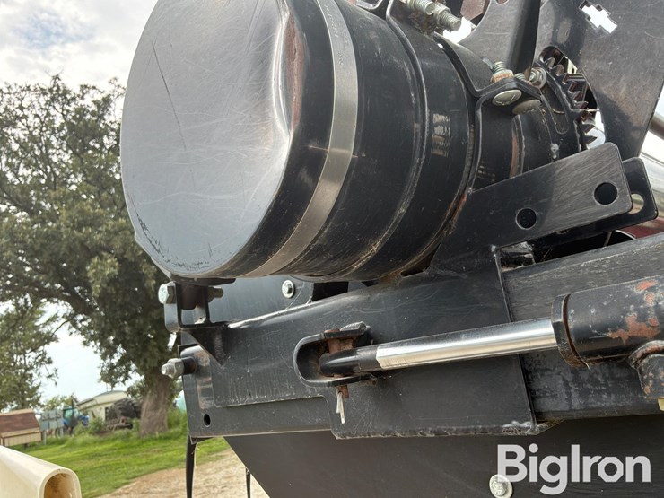 2005-case-ih-1020-image-18