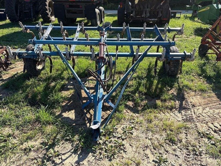 field-digger---13'-+/--image-1