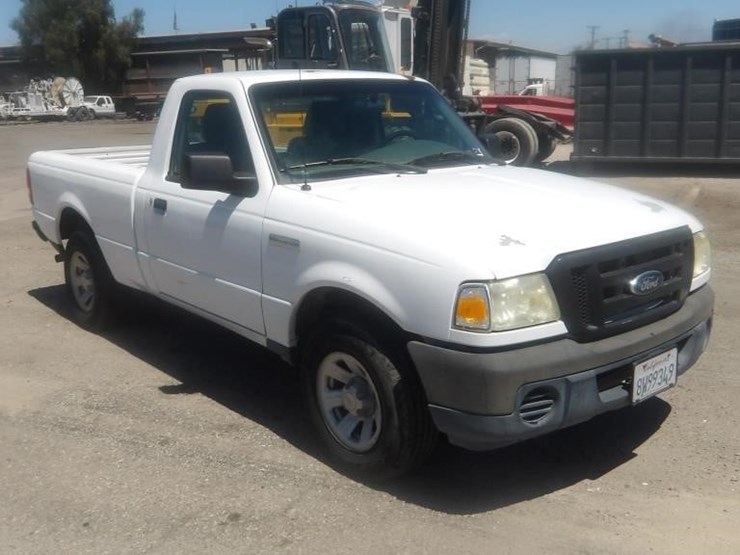 2010-ford-ranger-image-2