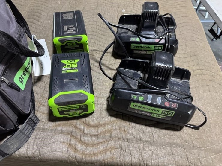 greenworks-pro-zero-turn-electric-mower-image-6