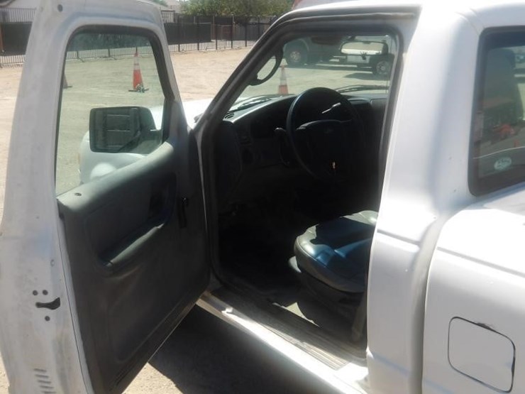 2010-ford-ranger-image-15