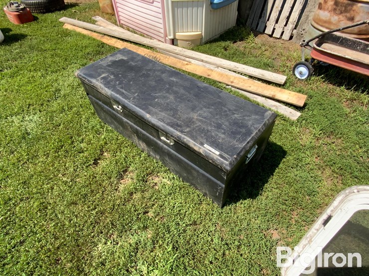 steel-46”x19”x24”-storage-box-image-1
