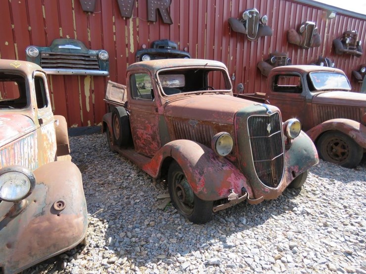 1935-ford-1/2-ton-pickup-image-1