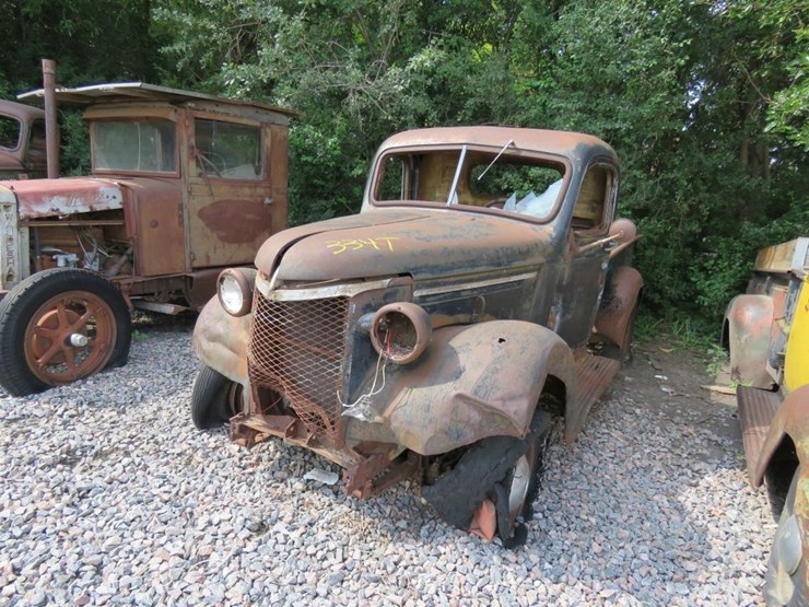 1939-chevrolet-pickup-image-2