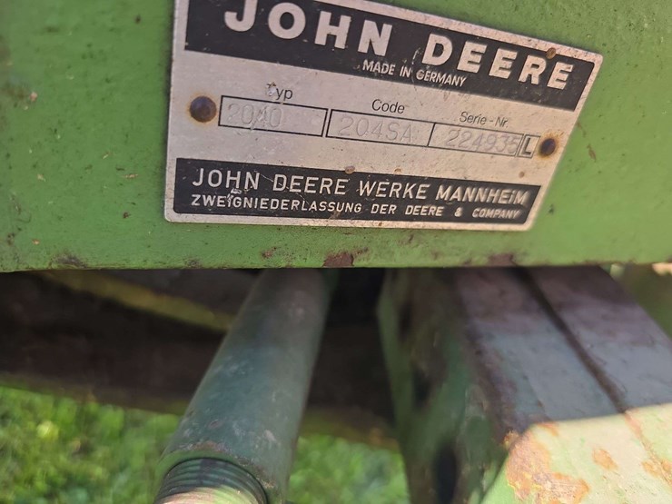 1977-john-deere-2040-image-14