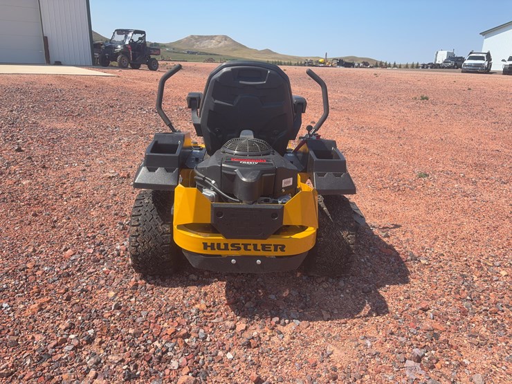 hustler-zero-turn-mower-image-7