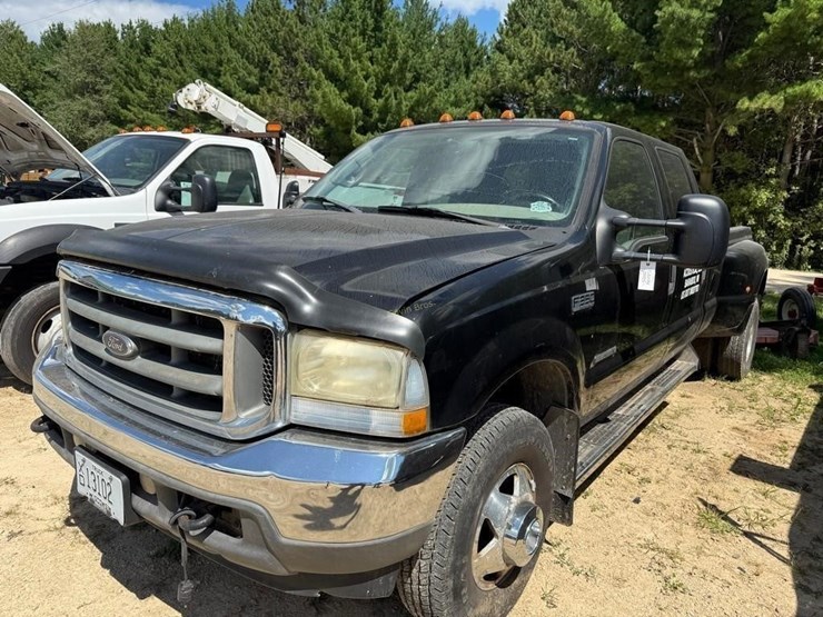 2002-ford-f350-xlt-image-1
