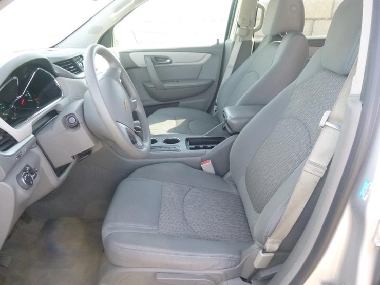 2016-chevrolet-traverse-image-9