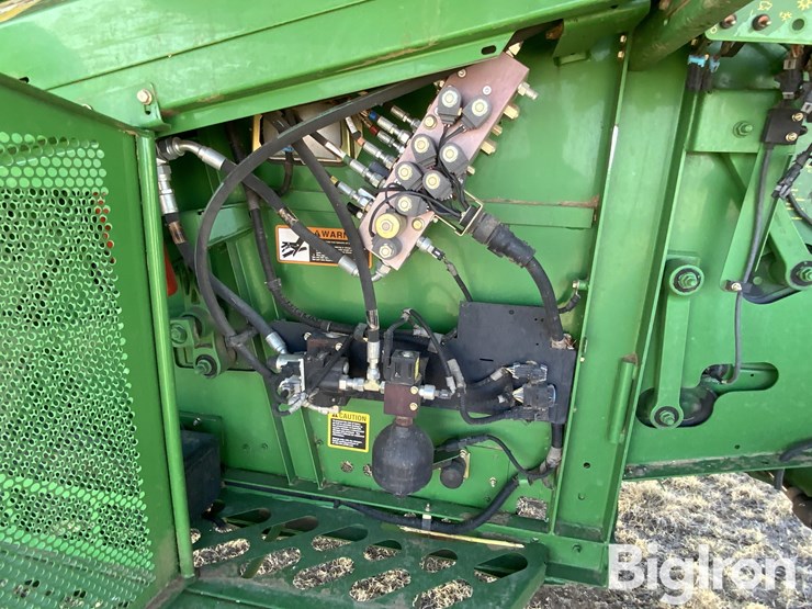 2008-john-deere-9770-sts-image-14