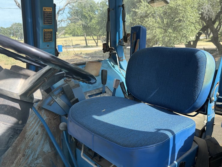 ford-7700-image-18