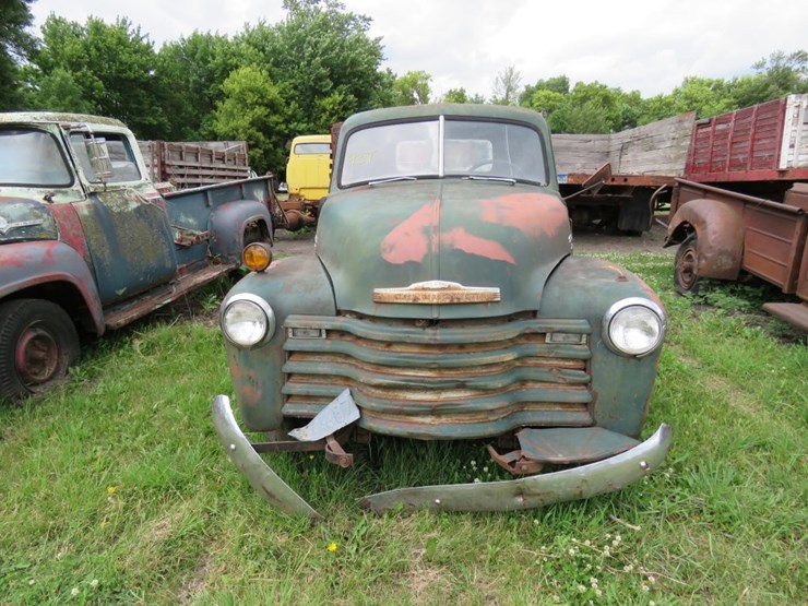 1949-chevrolet-3600-pickup-image-2