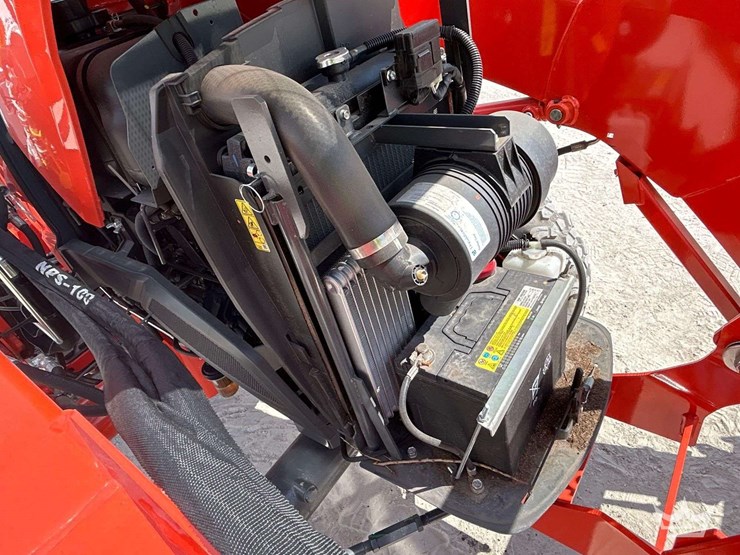 2024-kubota-l2502hst-image-9