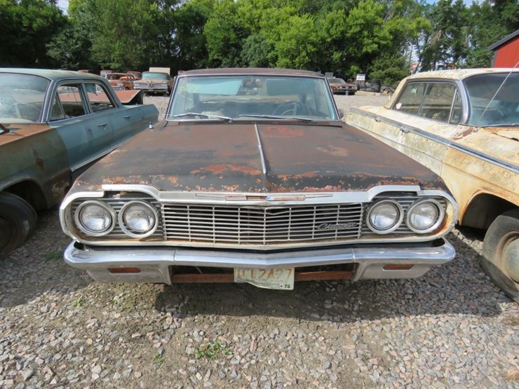 1964-impala-4dr-ht-image-2