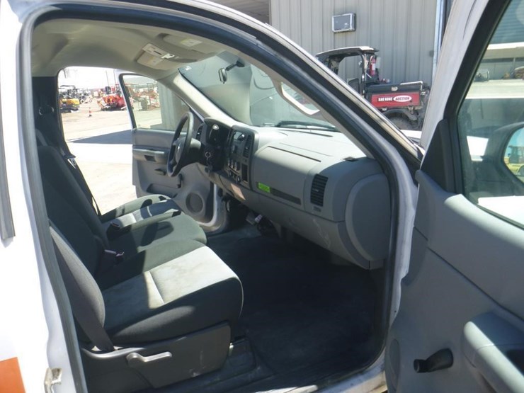 2009-chevrolet-1500-image-6