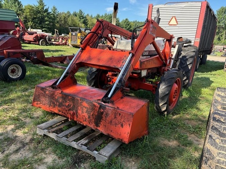 case-1290-mfwd-tractor-image-2